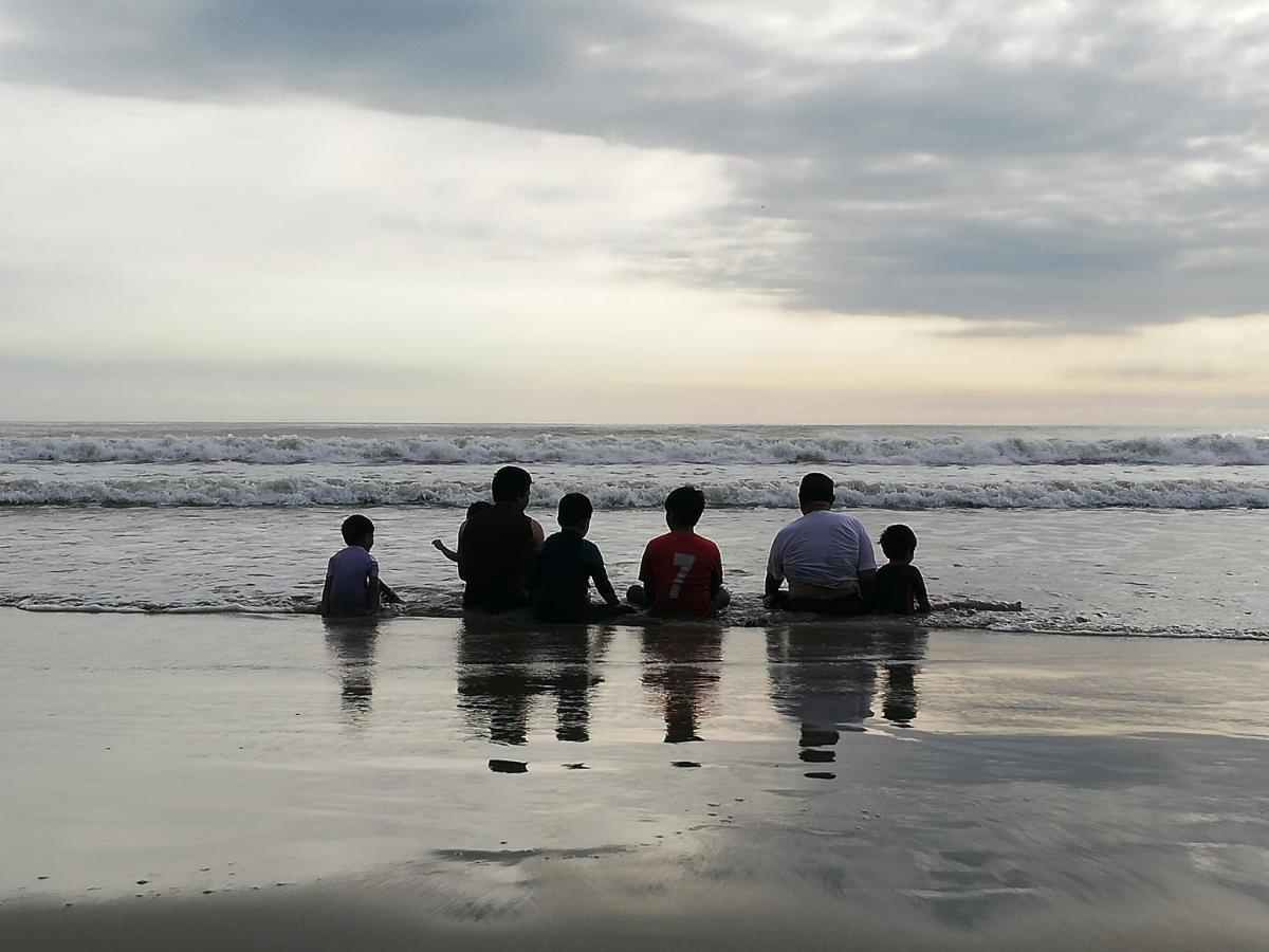 Micasa Timurbay Residence Kampung Sungai Ular Eksteriør bilde